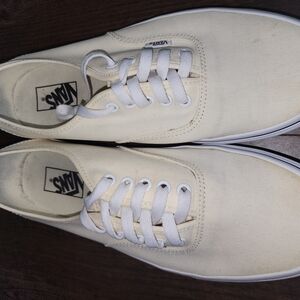 Vans Men's Cream Canvas Sneakers